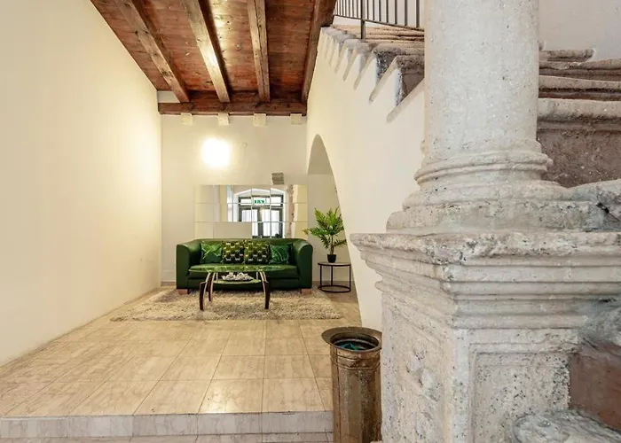 Relaxing Paulina With Balcony Διαμέρισμα