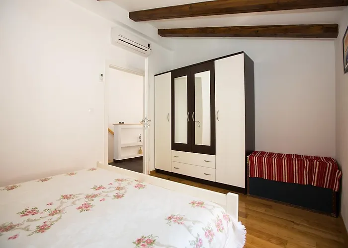 Relaxing Paulina With Balcony