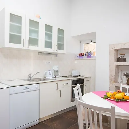 Relaxing Paulina With Balcony Apartmán *